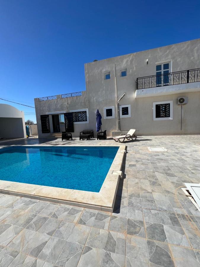 Magnifique Villa Avec Piscine Sur L'Ile De Djerba Humt Szuk Kültér fotó
