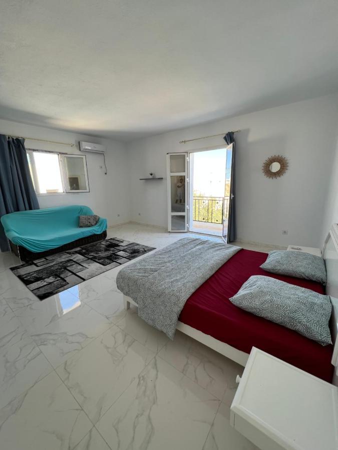 Magnifique Villa Avec Piscine Sur L'Ile De Djerba Humt Szuk Kültér fotó